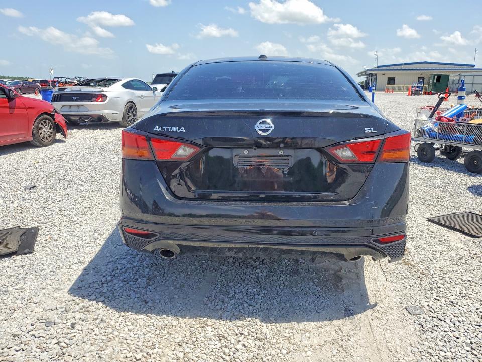 Photo 6 from auction – 2019 NISSAN ALTIMA with VIN 1N4BL4EV7KC171802