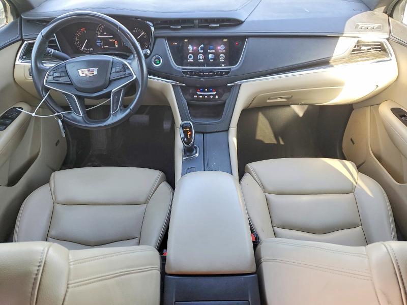 Photo 8 from auction – 2017 CADILLAC XT5 with VIN 1GYKNARS0HZ223919