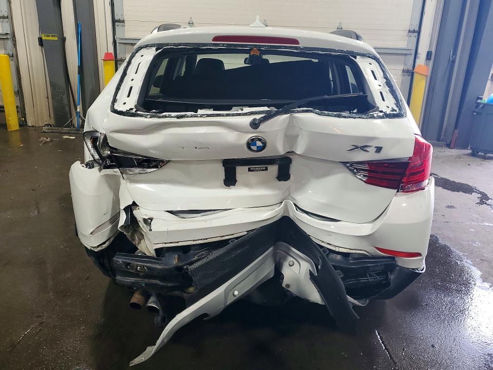 Photo 6 from auction – 2015 BMW X1 with VIN WBAVL1C52FVY31731