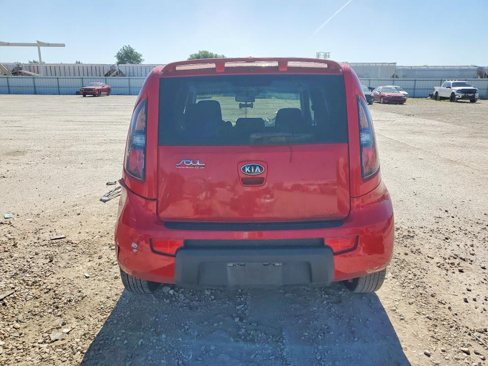 Photo 6 from auction – 2011 KIA SOUL with VIN KNDJT2A24B7227953