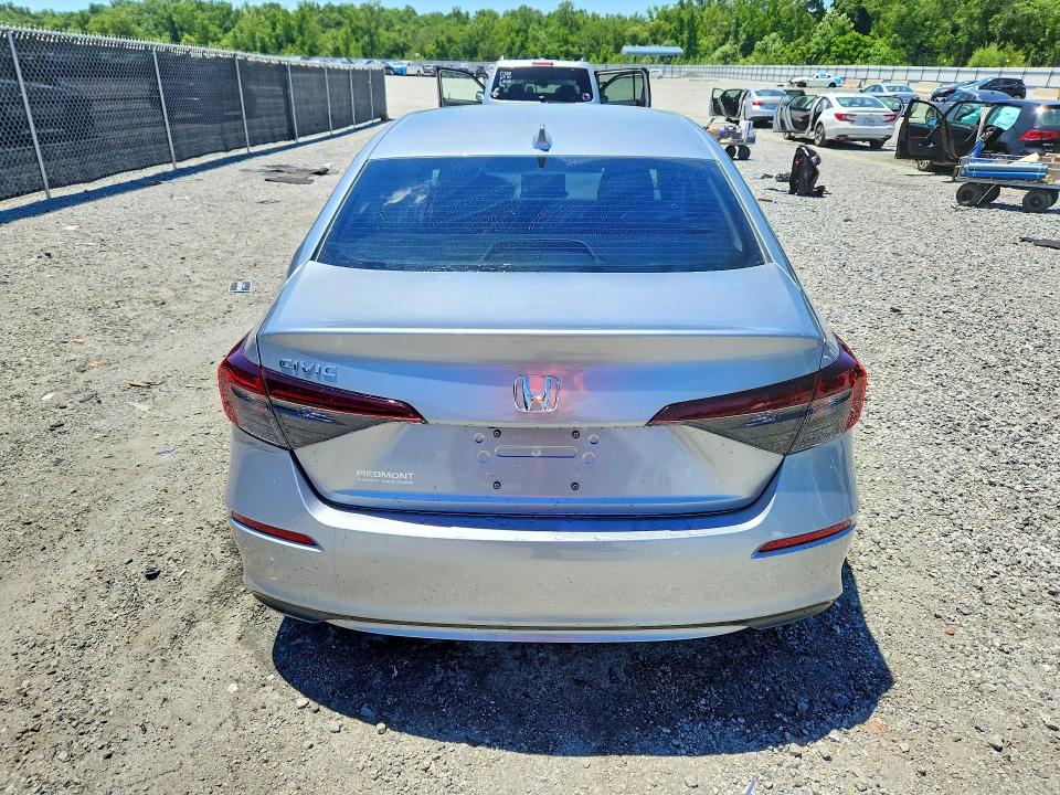 Photo 6 from auction – 2026 HONDA CIVIC with VIN 2HGFE2F28TH532002