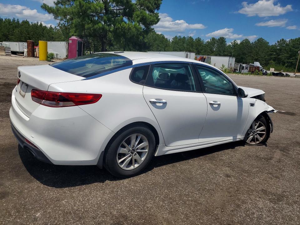 Photo 3 from auction – 2016 KIA OPTIMA with VIN 5XXGT4L35GG114457