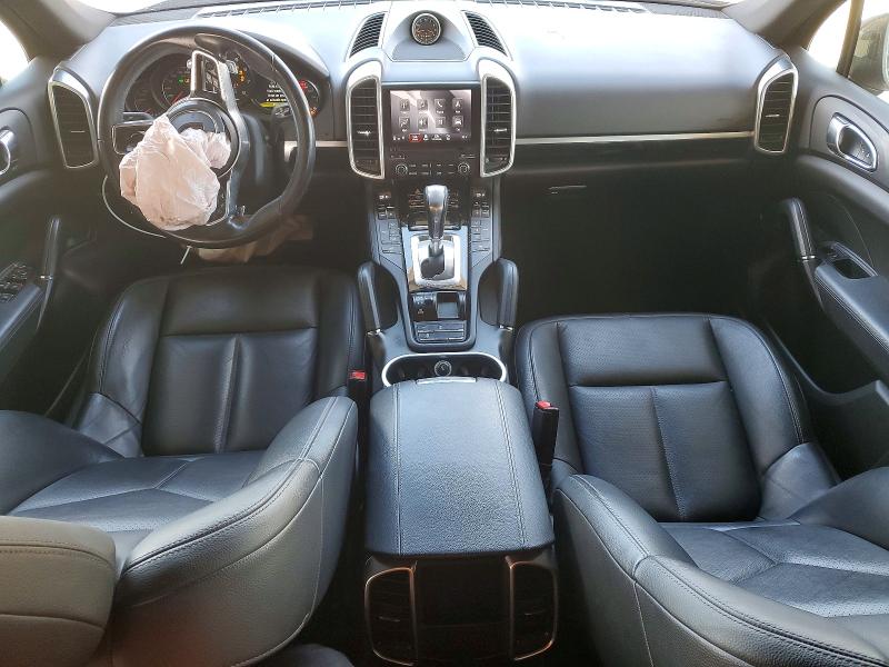 Photo 8 from auction – 2018 PORSCHE CAYENNE with VIN WP1AA2A25JKA04742
