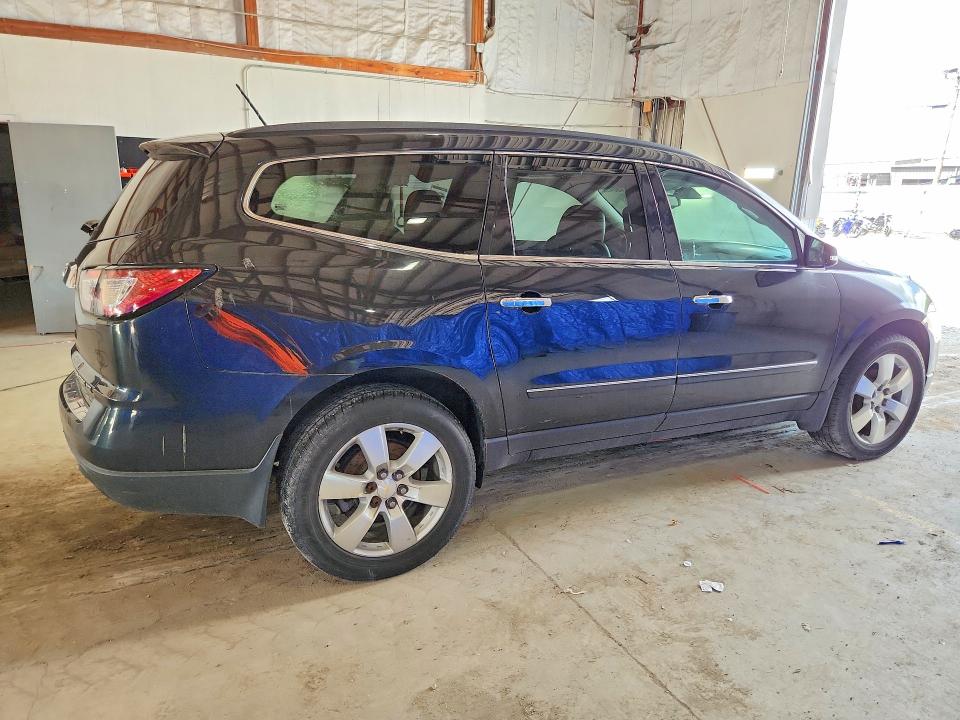 Photo 3 from auction – 2015 CHEVROLET TRAVERSE with VIN 1GNKVJKD6FJ199145