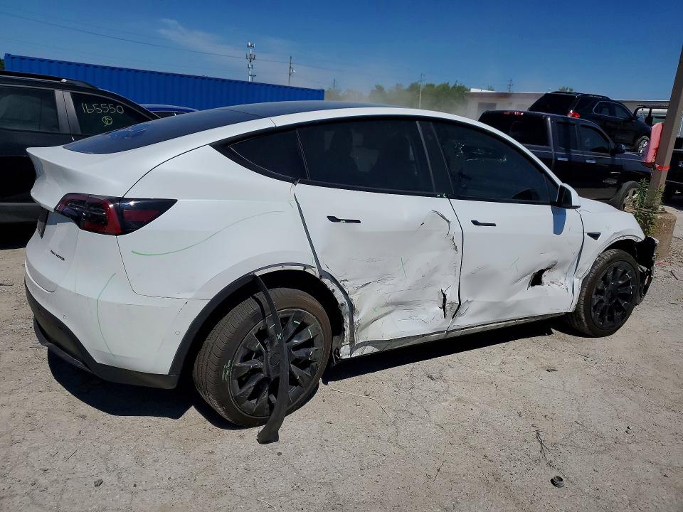 Photo 3 from auction – 2022 TESLA MODEL Y with VIN 7SAYGDEE2NF413284