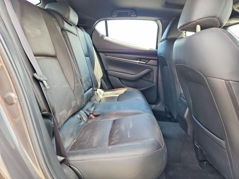 Photo 10 from auction – 2019 MAZDA 3 with VIN JM1BPBNM5K1131854
