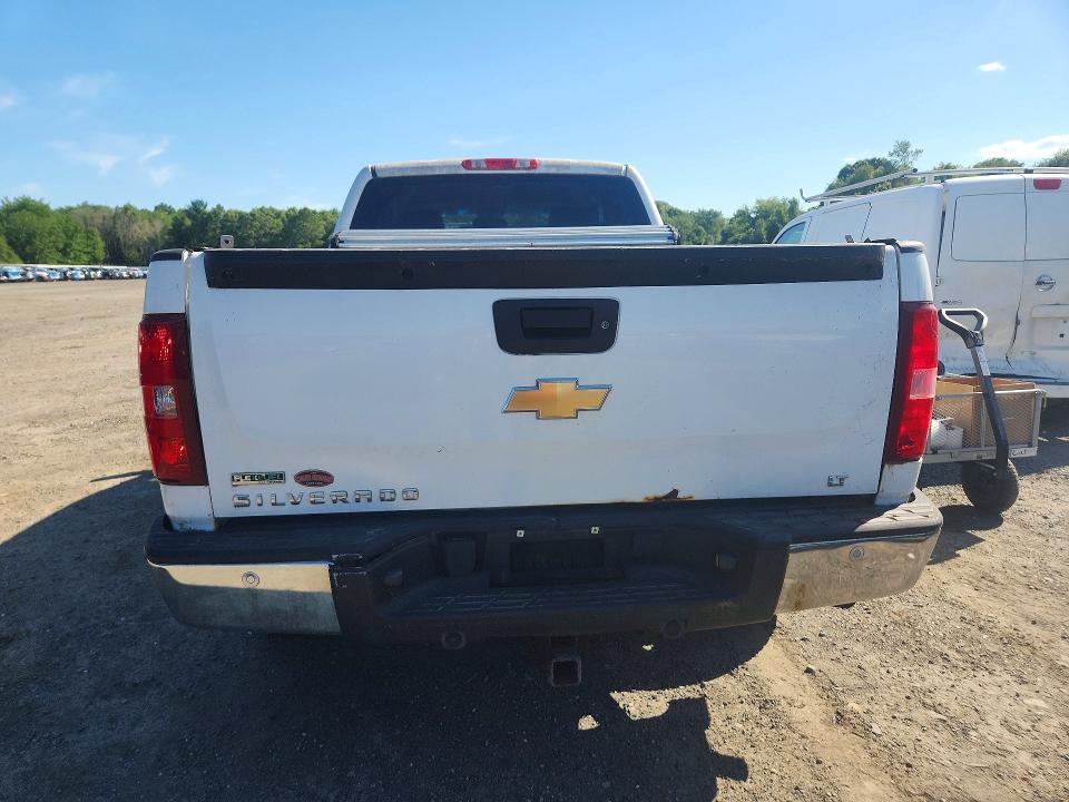 Photo 6 from auction – 2011 CHEVROLET SILVERADO 1500 with VIN 1GCRKSE31BZ124017