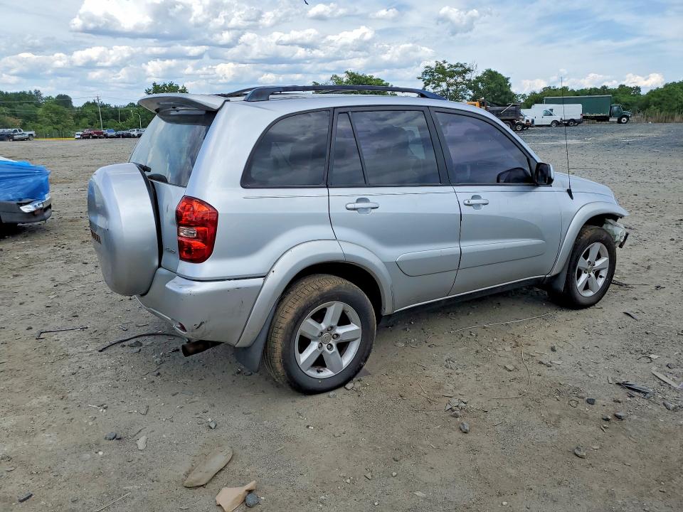 Photo 3 from auction – 2005 TOYOTA RAV4 with VIN JTEHD20V550040317