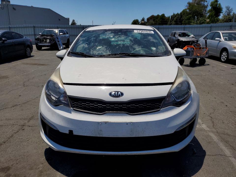 Foto 5 de la subasta – 2016 KIA RIO con VIN KNADM4A3XG6598530