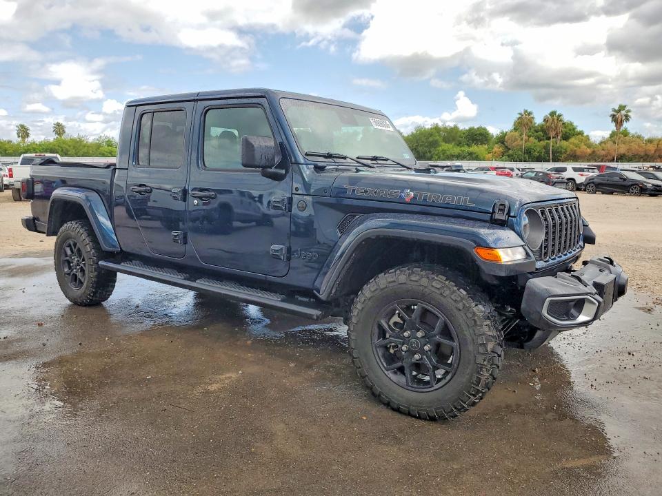 Photo 4 from auction – 2025 JEEP GLADIATOR with VIN 1C6PJTAG1SL507815