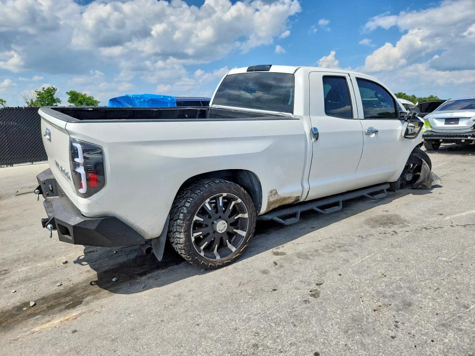 Photo 3 from auction – 2014 TOYOTA TUNDRA with VIN 5TFRU5F11EX032334