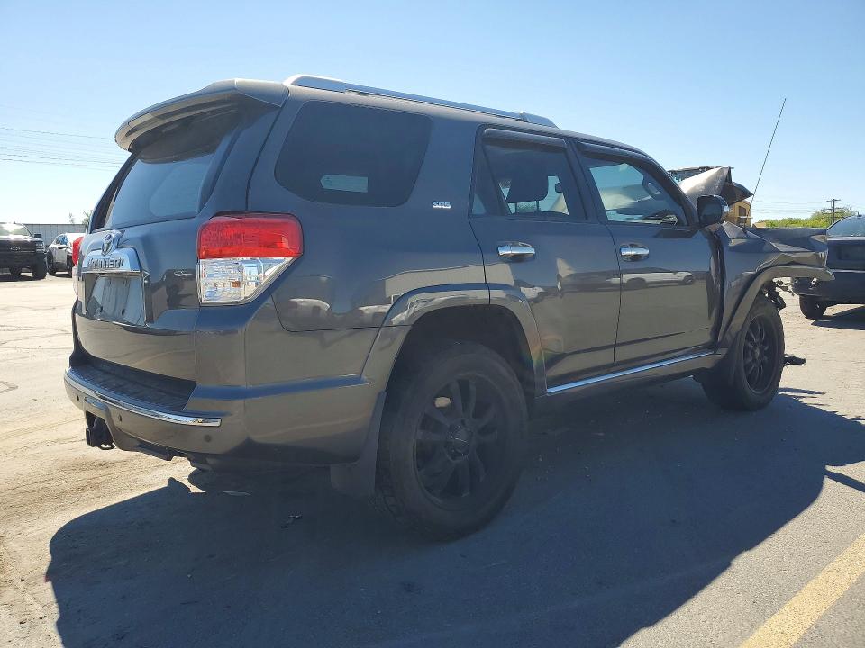 Photo 3 from auction – 2013 TOYOTA 4RUNNER with VIN JTEBU5JR6D5113379
