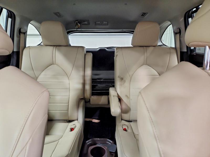 Photo 10 from auction – 2022 TOYOTA HIGHLANDER with VIN 5TDHZRBH8NS249683