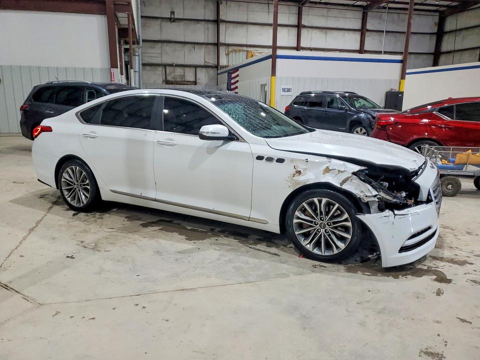 Photo 4 from auction – 2015 HYUNDAI GENESIS with VIN KMHGN4JEXFU044635