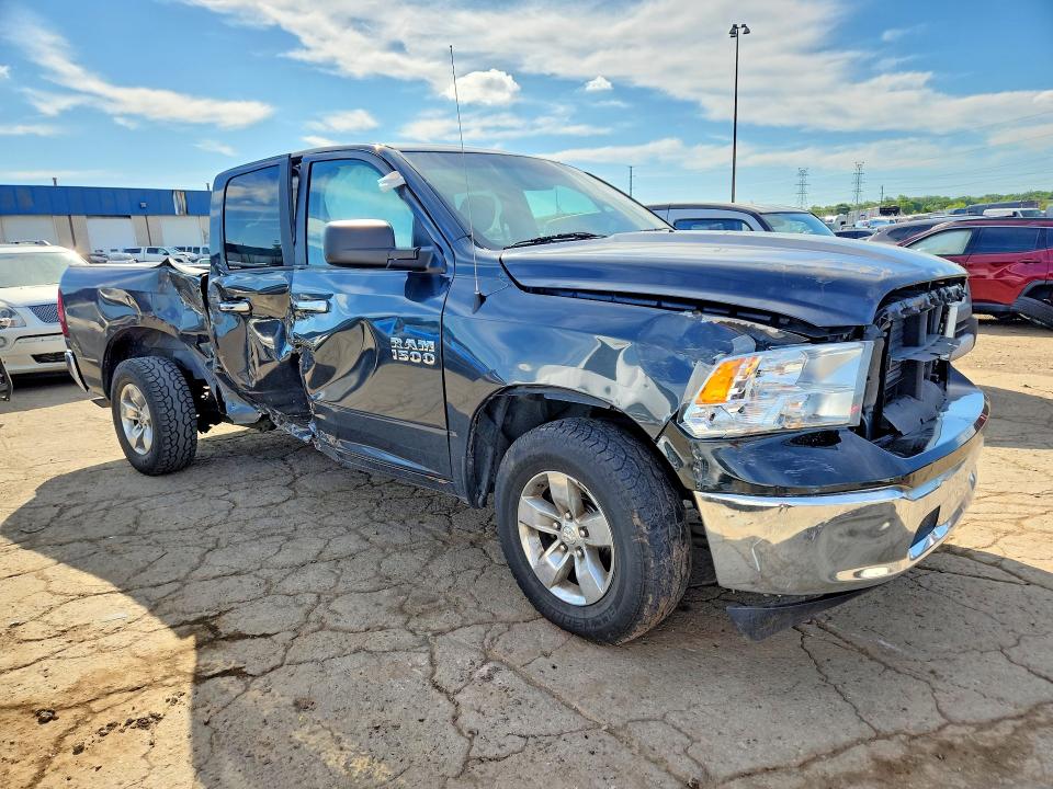 Photo 4 from auction – 2017 RAM 1500 with VIN 1C6RR7GG3HS807595