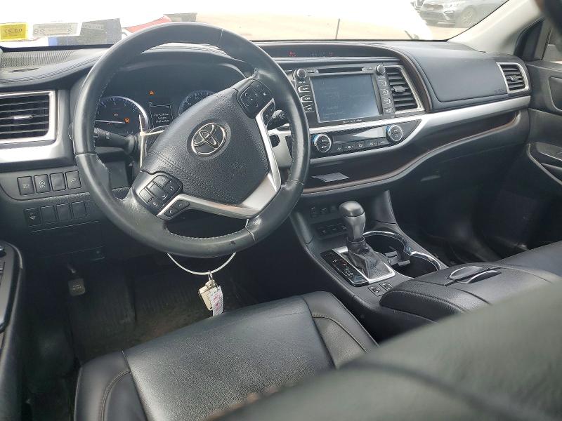 Photo 8 from auction – 2019 TOYOTA HIGHLANDER with VIN 5TDJZRFH9KS615027