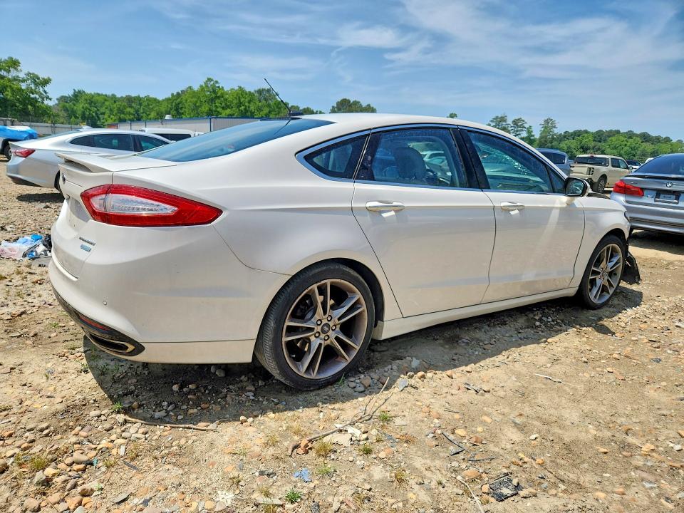 Photo 3 from auction – 2014 FORD FUSION with VIN 3FA6P0K93ER387447