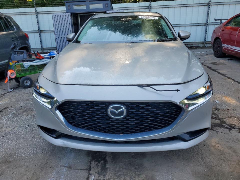Photo 5 from auction – 2022 MAZDA 3 with VIN JM1BPBCL6N1500221
