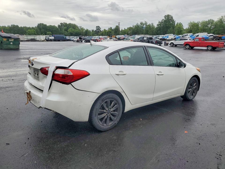 Photo 3 from auction – 2014 KIA FORTE with VIN KNAFX4A63E5191632