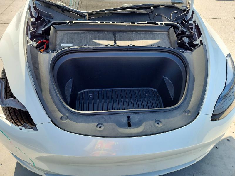 Фото 11 с аукциона – 2023 TESLA MODEL Y с VIN 7SAYGDEF2PF595872