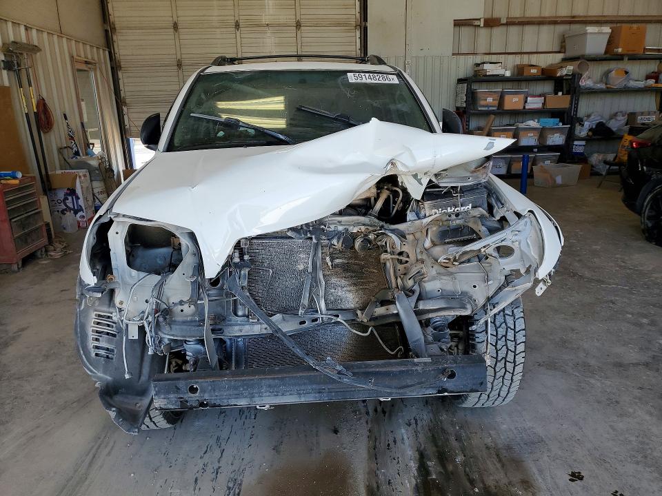 Photo 5 from auction – 2004 TOYOTA 4RUNNER with VIN JTEBU14R848012198