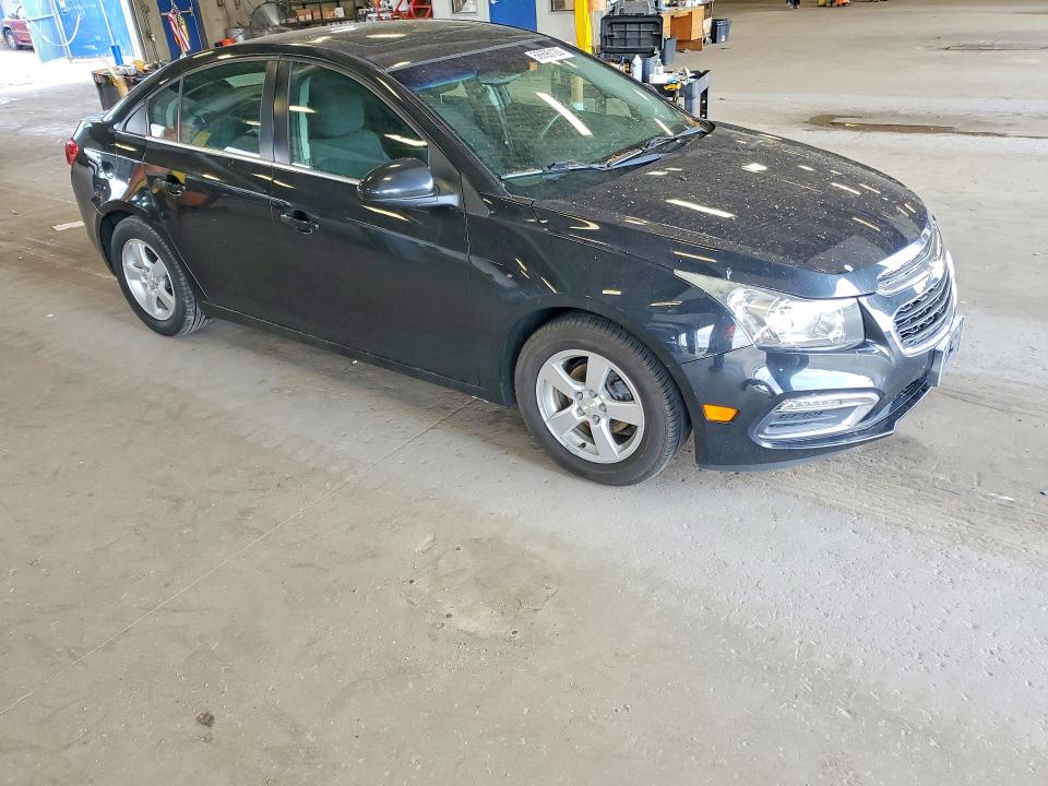 Photo 4 from auction – 2015 CHEVROLET CRUZE with VIN 1G1PC5SB4F7102234