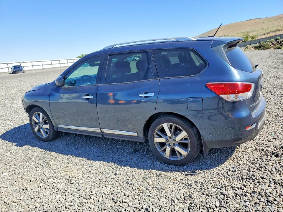 Photo 2 from auction – 2016 NISSAN PATHFINDER with VIN 5N1AR2MM2GC601241