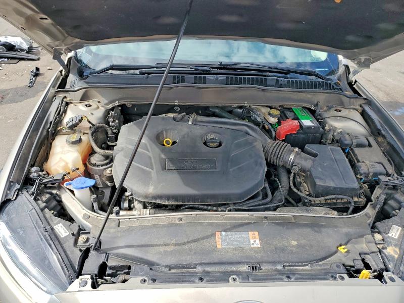 Photo 11 from auction – 2016 FORD FUSION with VIN 3FA6P0K98GR110585