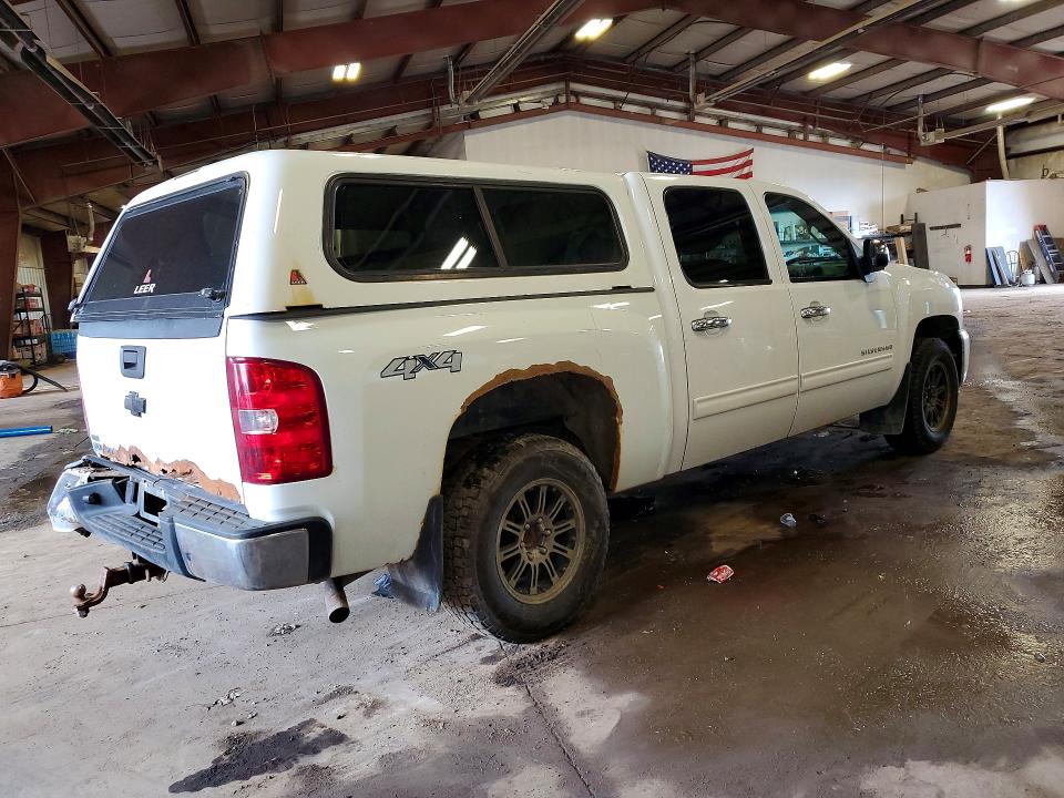 Photo 3 from auction – 2011 CHEVROLET SILVERADO with VIN 3GCPKREA3BG366550