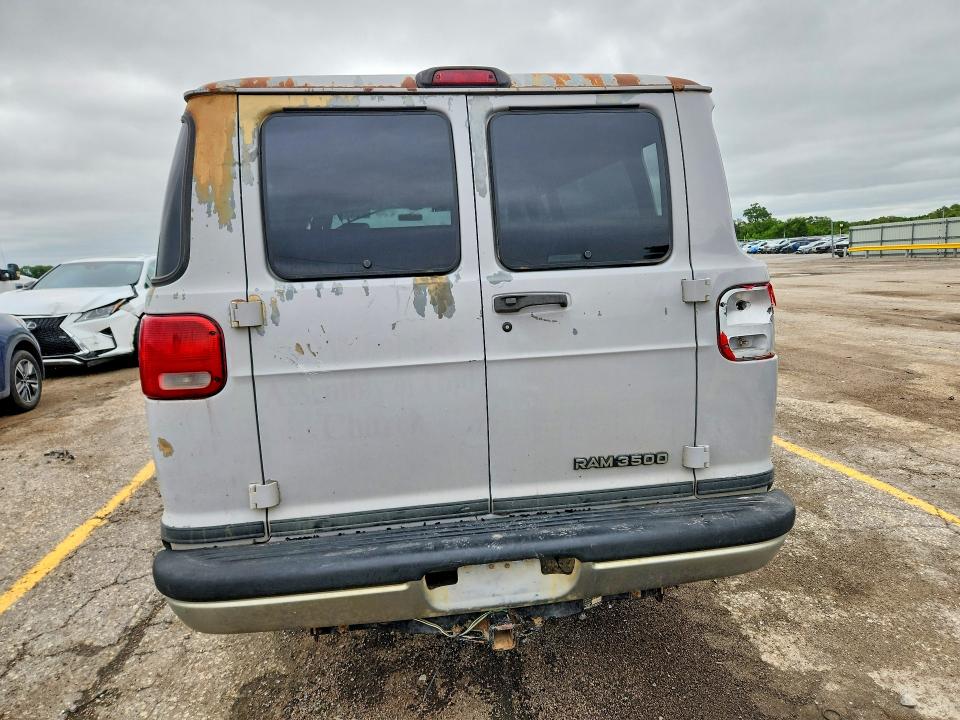 Photo 6 from auction – 2000 DODGE RAM WAGON with VIN 2B5WB35Z1YK138632
