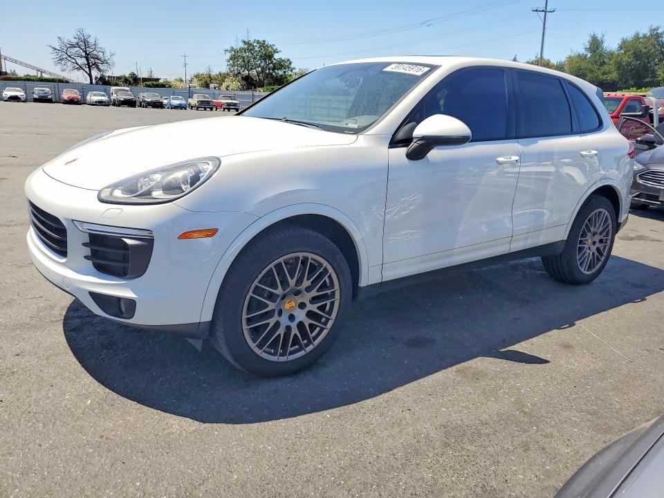 2018 PORSCHE CAYENNE