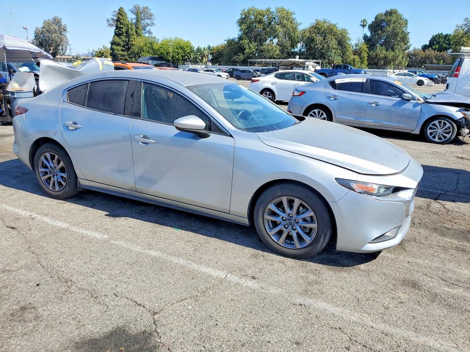 Zdjęcie 4 z aukcji – 2020 MAZDA 3 z VIN JM1BPABL9L1163889