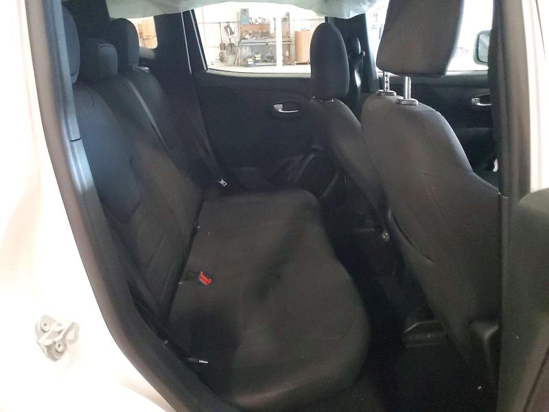 Photo 11 from auction – 2019 JEEP RENEGADE with VIN ZACNJBBB5KPK71899