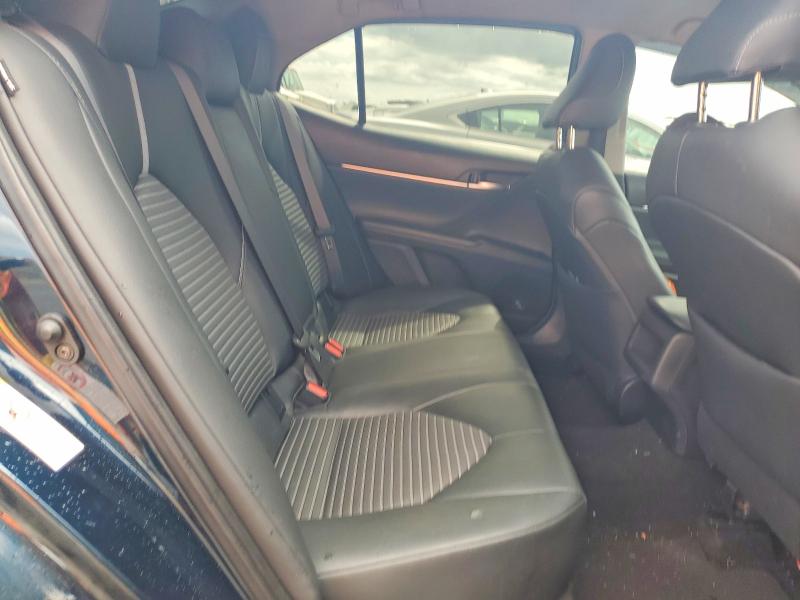 Photo 10 from auction – 2019 TOYOTA CAMRY with VIN 4T1B11HK2KU239283