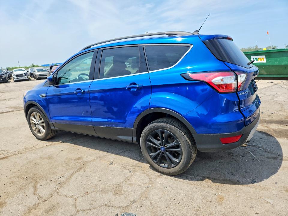 Photo 2 from auction – 2018 FORD ESCAPE with VIN 1FMCU0HD9JUC46852