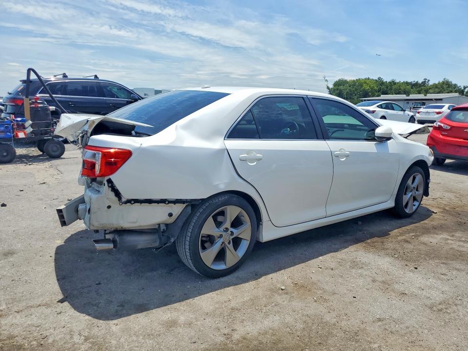 Photo 3 from auction – 2012 TOYOTA CAMRY with VIN 4T1BF1FK9CU625110