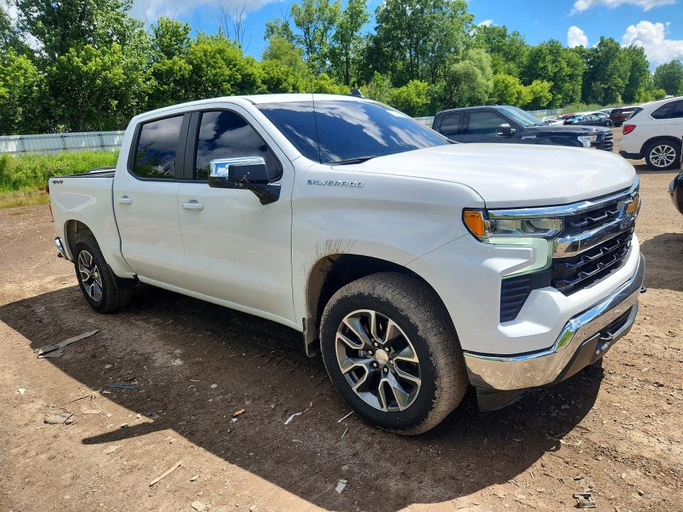 Photo 4 from auction – 2024 CHEVROLET SILVERADO with VIN 3GCPDKEK7RG315038