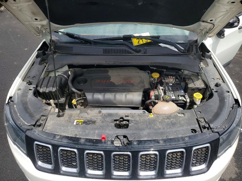Photo 11 from auction – 2018 JEEP COMPASS with VIN 3C4NJCAB5JT226754