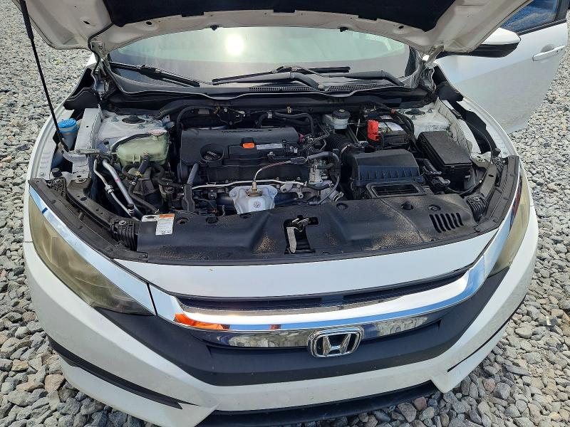 Photo 11 from auction – 2017 HONDA CIVIC with VIN 19XFC2F77HE017091