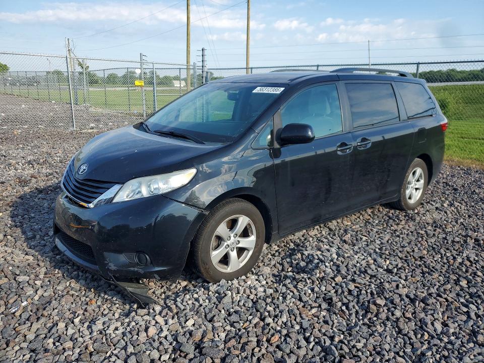TOYOTA SIENNA 2015 with VIN 5TDKK3DC1FS605787 - Photo from auction