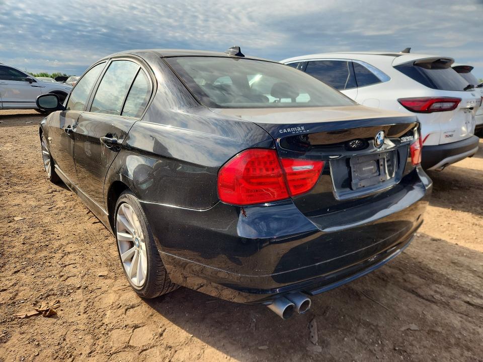 Foto 2 de la subasta – 2011 BMW 328 con VIN WBAPK7C54BA975037