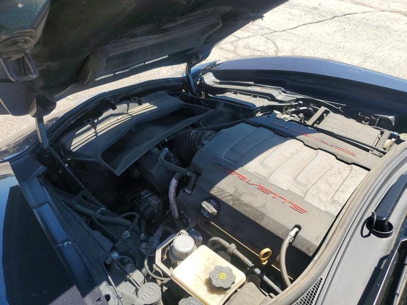Photo 11 from auction – 2015 CHEVROLET CORVETTE with VIN 1G1YA2D78F5119597