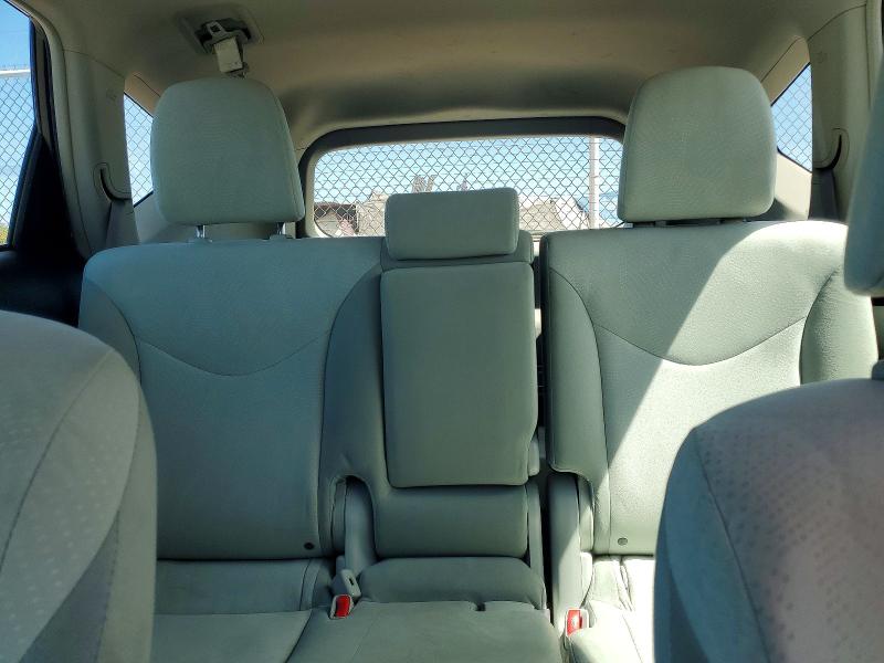 Photo 10 from auction – 2013 TOYOTA PRIUS V with VIN JTDZN3EU1D3190191