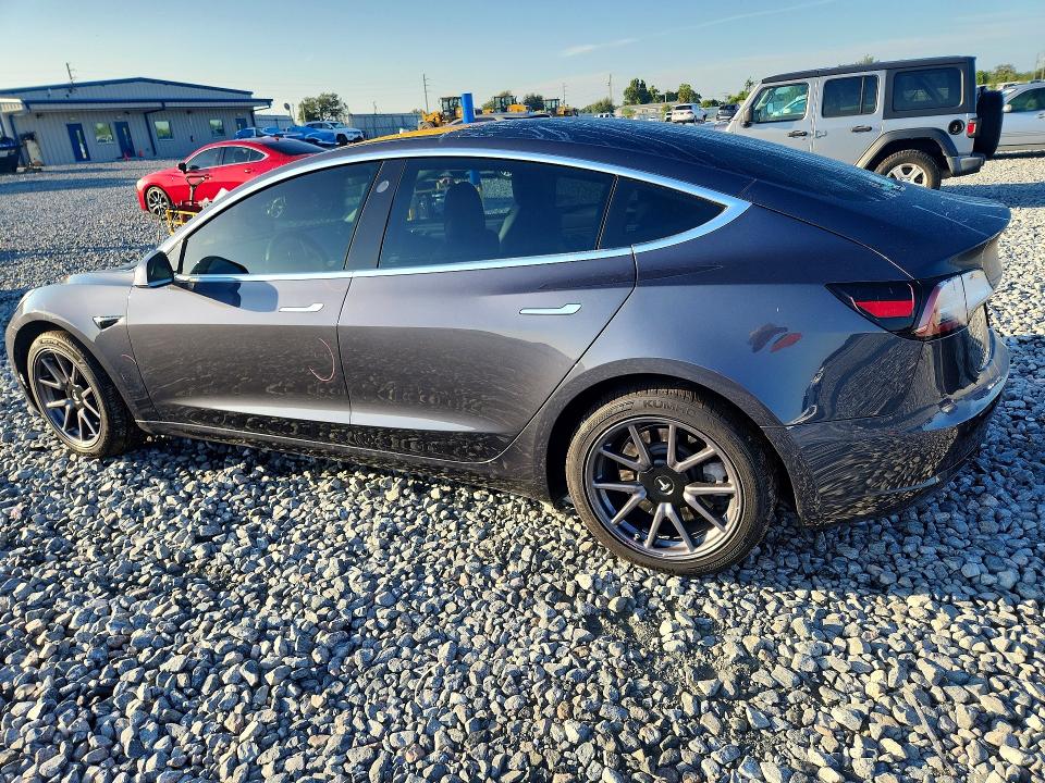 Photo 2 from auction – 2019 TESLA MODEL 3 with VIN 5YJ3E1EA8KF313534