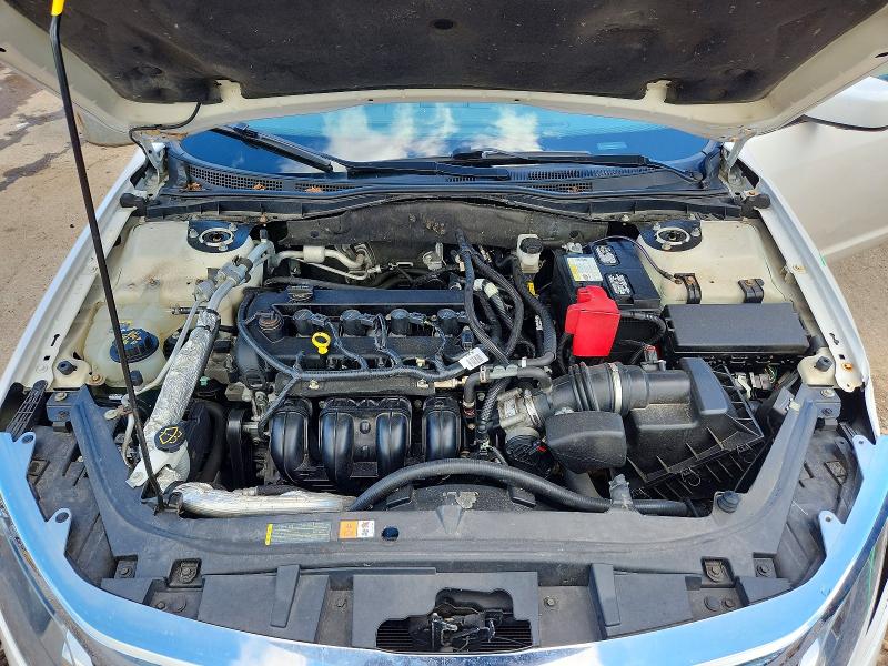 Photo 11 from auction – 2011 FORD FUSION with VIN 3FAHP0JA5BR256052