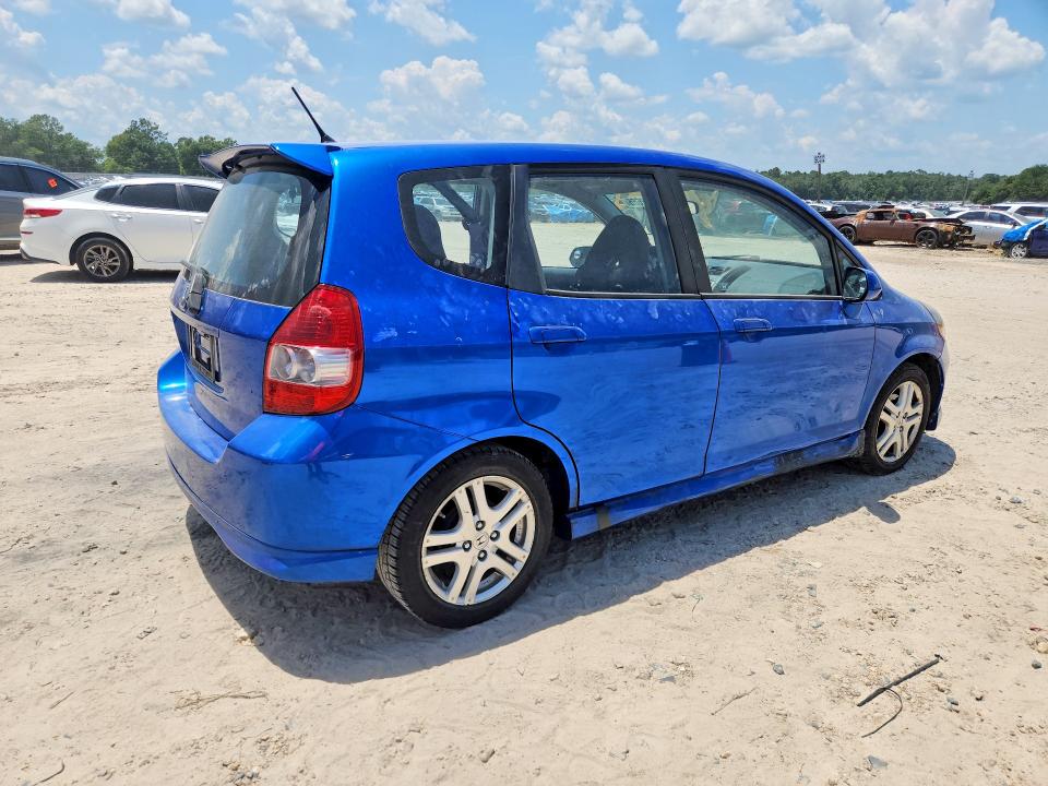 Photo 3 from auction – 2008 HONDA FIT BASE 4D HATCHBAC with VIN JHMGD38638S035448