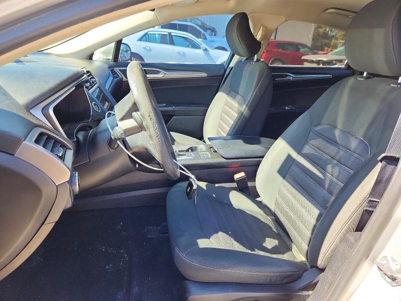 Photo 7 from auction – 2019 FORD FUSION with VIN 3FA6P0LU1KR220874