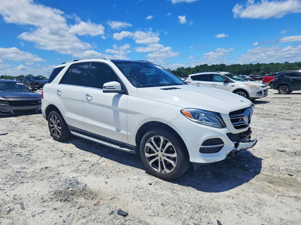 Photo 4 from auction – 2016 MERCEDES-BENZ GLE with VIN 4JGDA5HB9GA633257