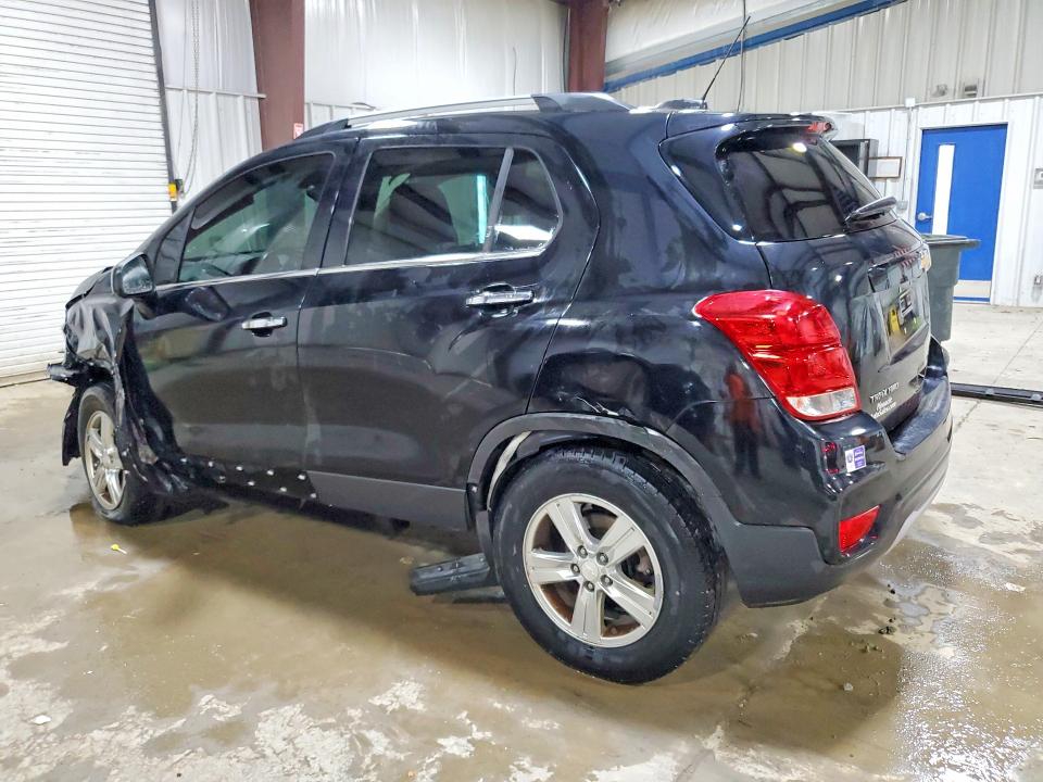 Photo 2 from auction – 2018 CHEVROLET TRAX with VIN 3GNCJPSB8JL257176