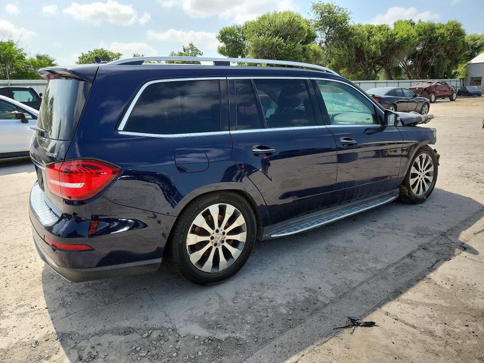 Photo 3 from auction – 2017 MERCEDES-BENZ GLS with VIN 4JGDF6EE5HA780344